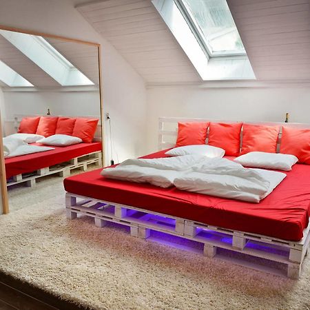 Lol Boutique Hostel City Center Budapest Bagian luar foto