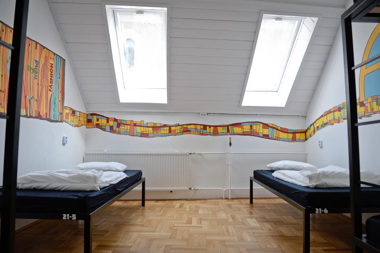 Lol Boutique Hostel City Center Budapest Bagian luar foto