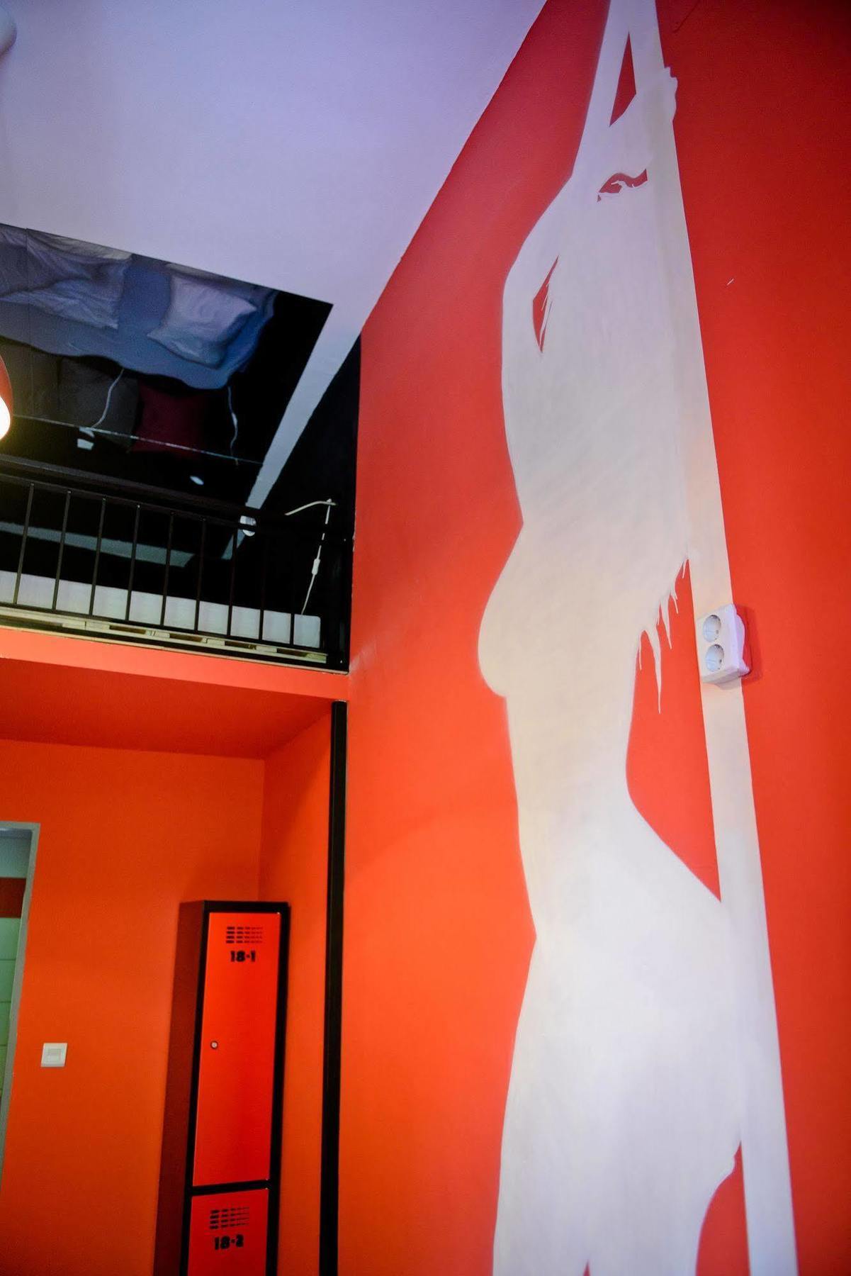 Lol Boutique Hostel City Center Budapest Bagian luar foto